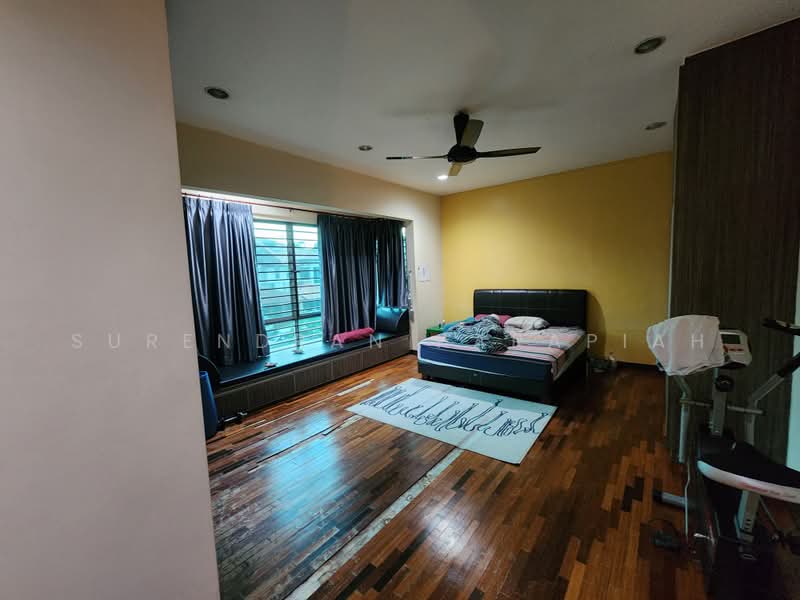 Rumah Berkembar untuk Dijual di Kota Kemuning (Shah Alam) - Surendran Karapiah - Bedroom - PropertyGuru.com.my