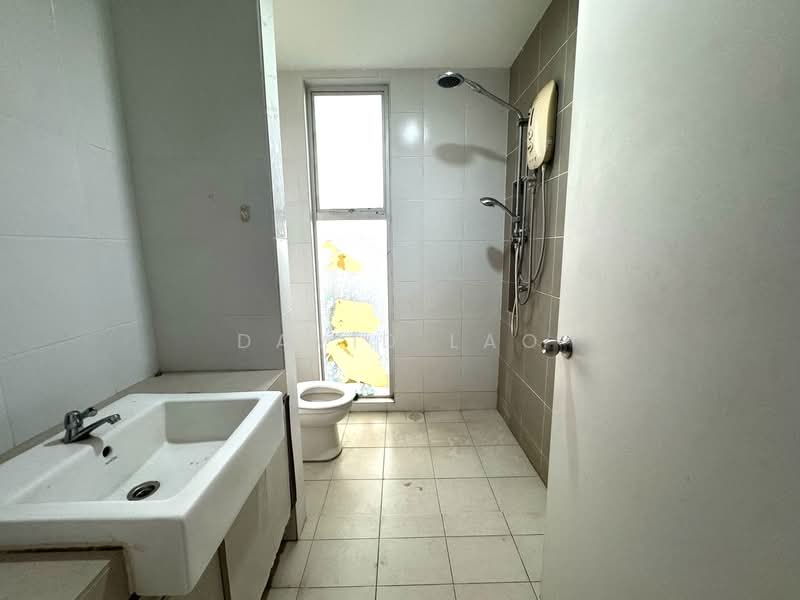 Condominium for Rent at Cascadia Lake Vista - David Lao - Bathroom - PropertyGuru.com.my