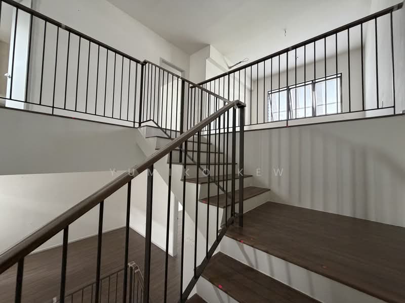 3-storey Terraced House for Sale in Taman Bukit Serdang (Seri Kembangan) - Yumiko Kew - Interior - PropertyGuru.com.my