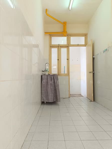 Pangsapuri untuk Dijual di Kiambang Apartment - Chin Chee Meng - PropertyGuru.com.my