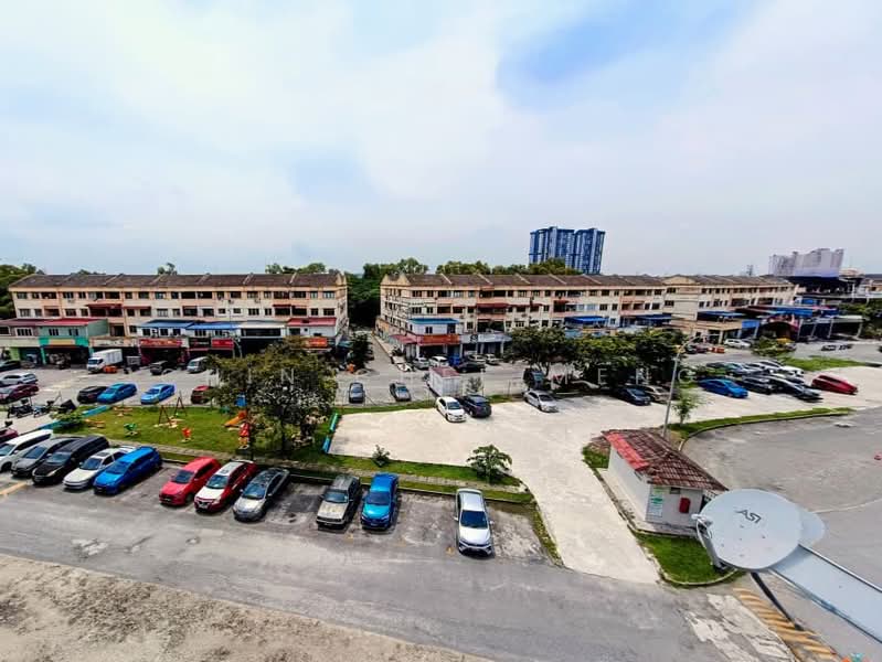 Pangsapuri untuk Dijual di Kiambang Apartment - Chin Chee Meng - PropertyGuru.com.my