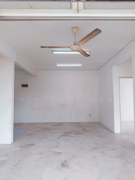 Pangsapuri untuk Dijual di Kiambang Apartment - Chin Chee Meng - PropertyGuru.com.my