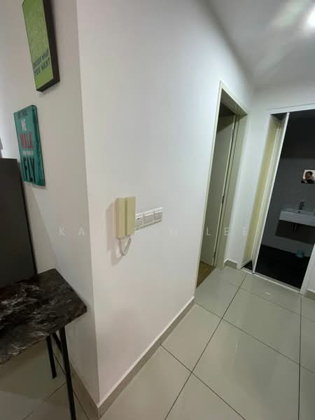 Servis Apartment untuk Disewa di Cerrado Residence @ Southville City - Kah Hin Lee - Entrance - PropertyGuru.com.my
