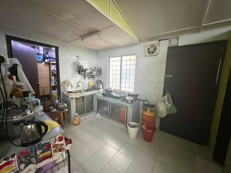 Rumah Teres 1 Tingkat untuk Dijual di Kepong Baru (Kepong) - David Chung - Kitchen - PropertyGuru.com.my