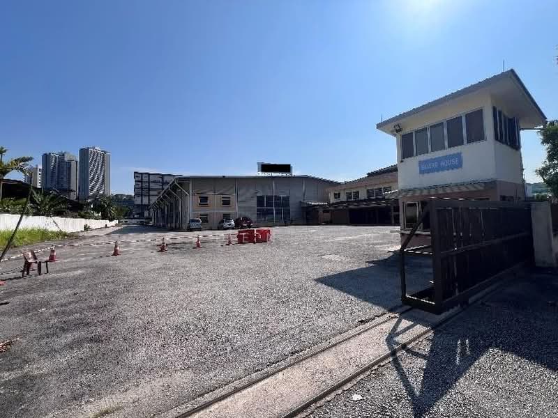 Warehouse for Rent in Kota Damansara (Selangor) - Jayden Heng - Exterior - PropertyGuru.com.my
