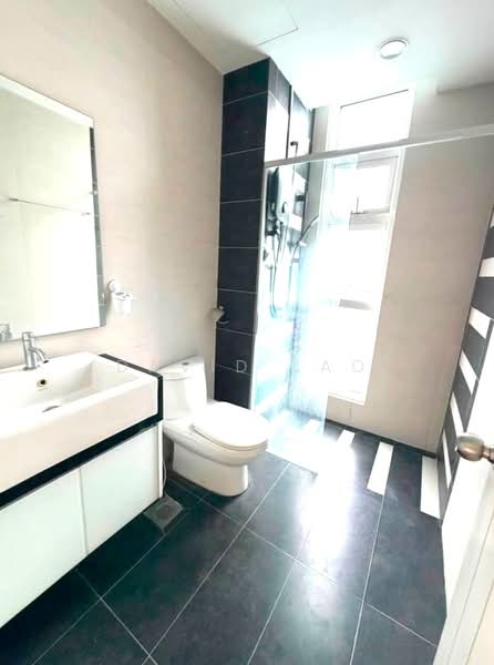 Apartment for Rent at Central Residence @ Sungai Besi - David Lao - Bathroom - PropertyGuru.com.my