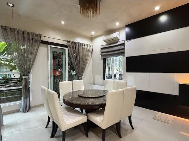 Rumah Berkembar untuk Disewa di Ampang Jaya (Ampang) - Kah Hin Lee - Dining Room - PropertyGuru.com.my