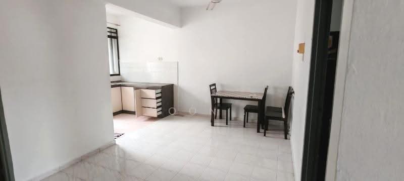 Pangsapuri untuk Disewa di Kenanga Mewah Apartment - Woon . - Kitchen - PropertyGuru.com.my