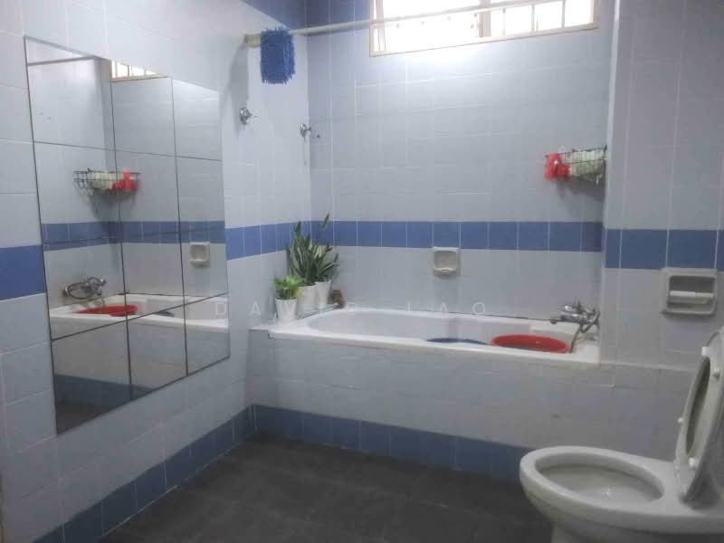 Kondominium untuk Disewa di Bukit OUG Condominiums - David Lao - Bathroom - PropertyGuru.com.my