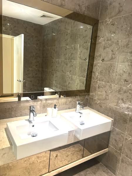 Servis Apartment untuk Disewa di Dorsett Residences Sri Hartamas - David Lao - Bathroom - PropertyGuru.com.my