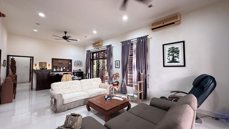 Bungalow for Sale in Sunway Damansara (Kota Damansara) - Yumiko Kew - Living Room - PropertyGuru.com.my