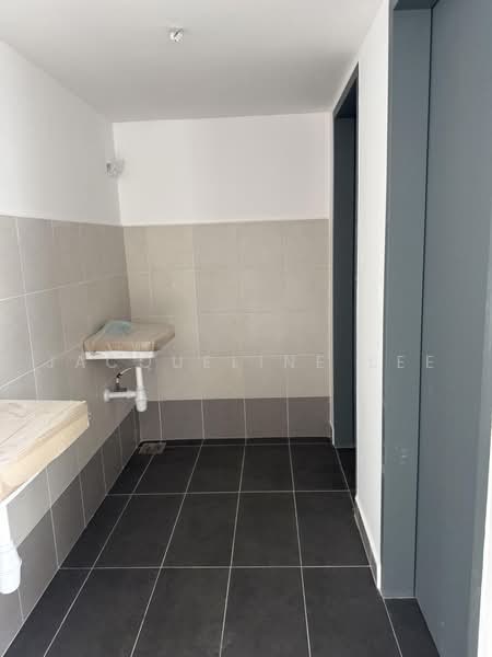 Shop / Office for Sale in Bandar Baru Permas Jaya (Permas Jaya) - Jacqueline Lee - PropertyGuru.com.my