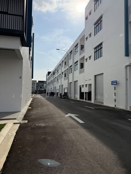 Shop / Office for Sale in Bandar Baru Permas Jaya (Permas Jaya) - Jacqueline Lee - PropertyGuru.com.my