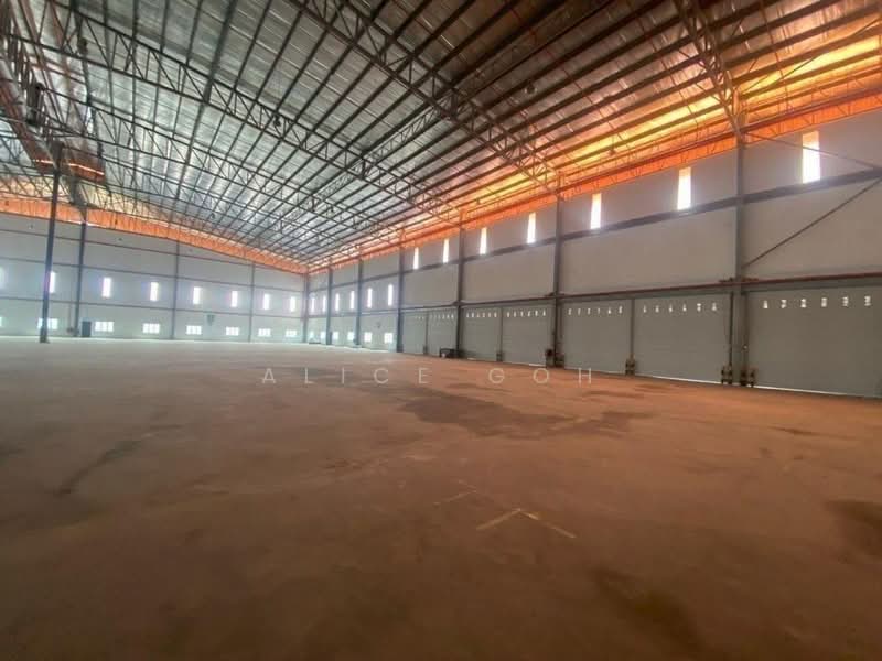 Detached Factory for Rent in Kawasan Perindustrian Tanjung Langsat (Pasir Gudang) - Alice Goh - Interior - PropertyGuru.com.my