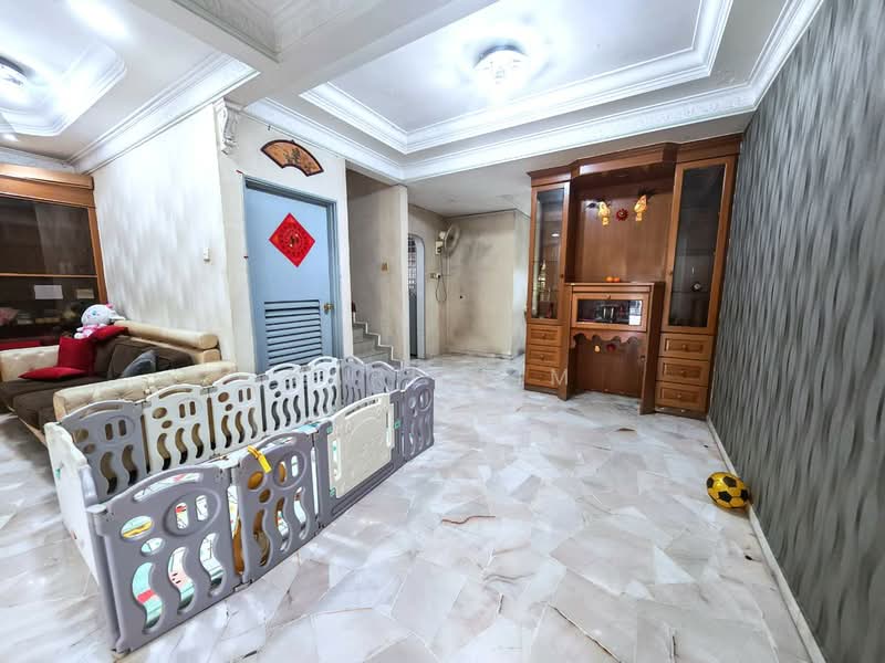 2-storey Terraced House for Sale in Taman Ungku Tun Aminah (Skudai) - Karl Lim - Living Room - PropertyGuru.com.my