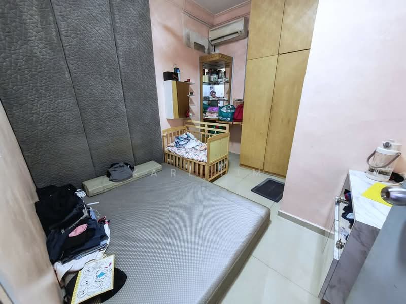 2-storey Terraced House for Sale in Taman Ungku Tun Aminah (Skudai) - Karl Lim - Bedroom - PropertyGuru.com.my
