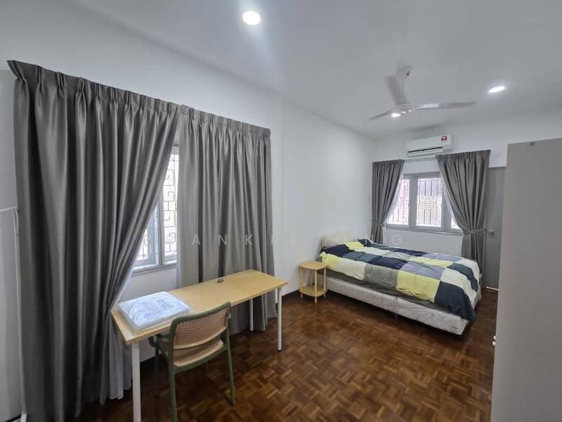 Rumah Teres 2-Tingkat untuk Dijual di Taman Midah (Cheras) - Frankie Ong - Bedroom - PropertyGuru.com.my