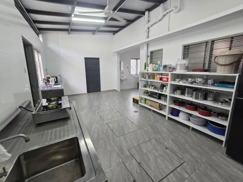 Rumah Teres 2-Tingkat untuk Dijual di Taman Midah (Cheras) - Frankie Ong - Kitchen - PropertyGuru.com.my