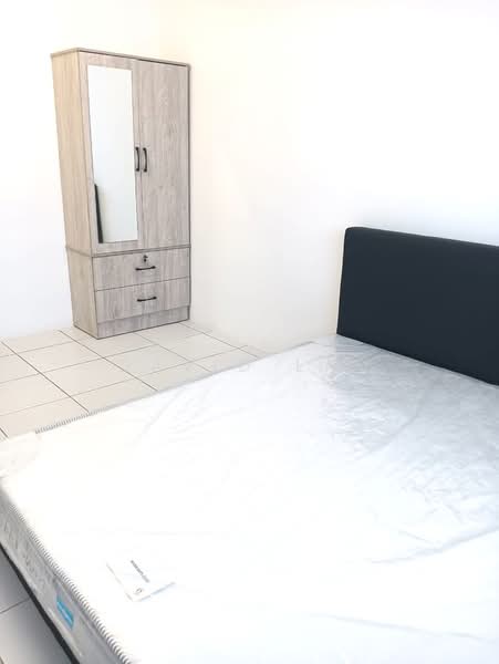 Condominium for Rent at Residensi Sateria - David Lao - Bedroom - PropertyGuru.com.my