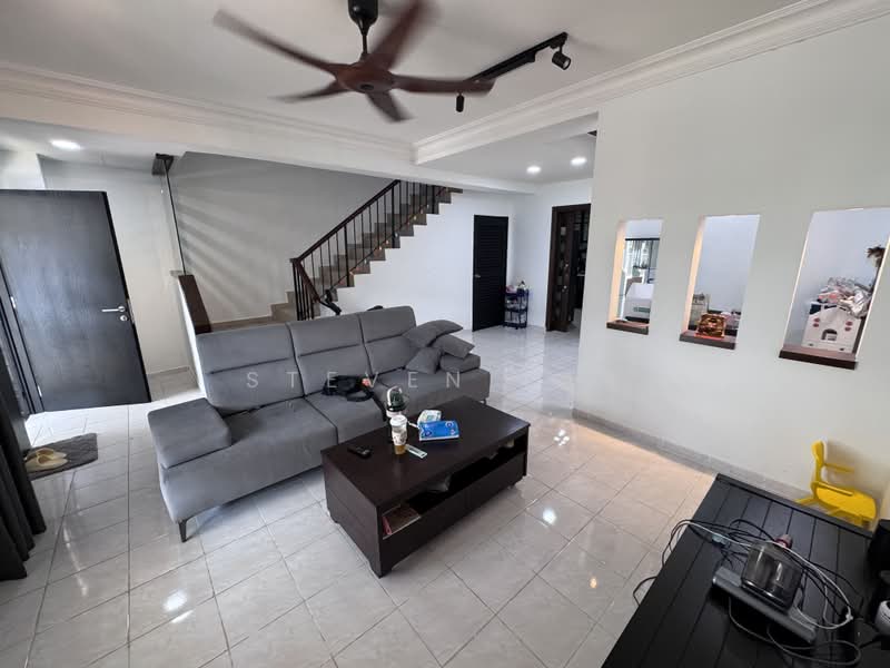 Rumah Teres 2 Tingkat untuk Disewa di Bandar Mahkota Cheras (Cheras) - Steven Tay - Living Room - PropertyGuru.com.my