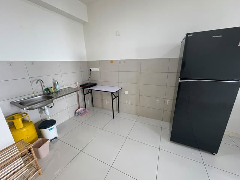 Servis Apartment untuk Disewa di Emerald 9 - Kah Hin Lee - Kitchen - PropertyGuru.com.my