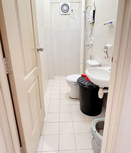 Condominium for Rent at Sentul Utama Condominium - David Lao - Bathroom - PropertyGuru.com.my