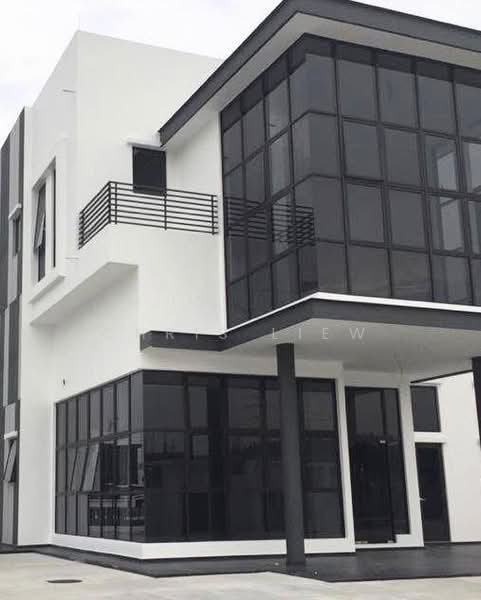 Kilang untuk Dijual di Eco Business Park 2 Senai (Senai) - Chris Liew - Exterior - PropertyGuru.com.my