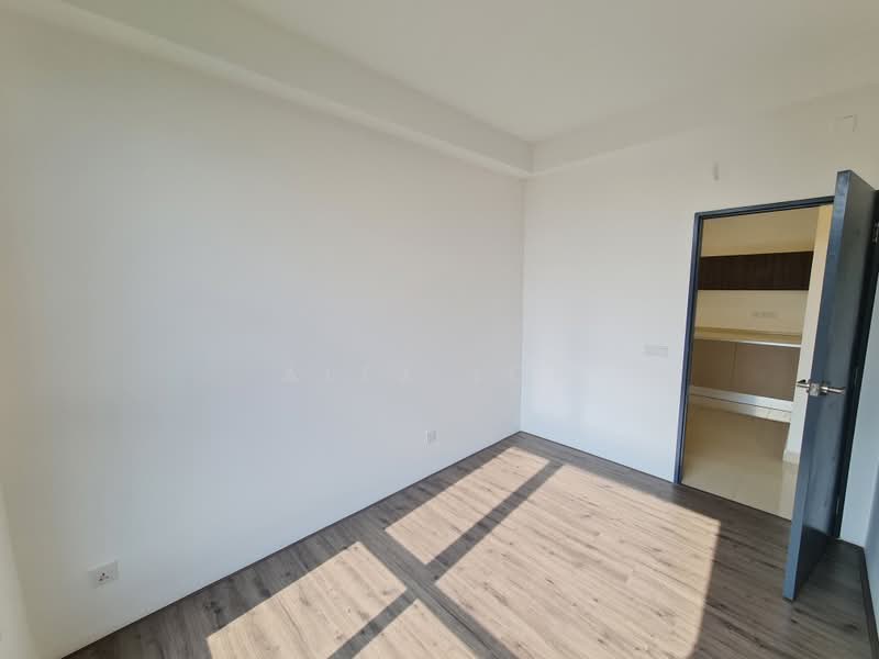 Service Residence for Rent at Henna Residence @ The Quartz WM - Alex Loh - Small room - PropertyGuru.com.my