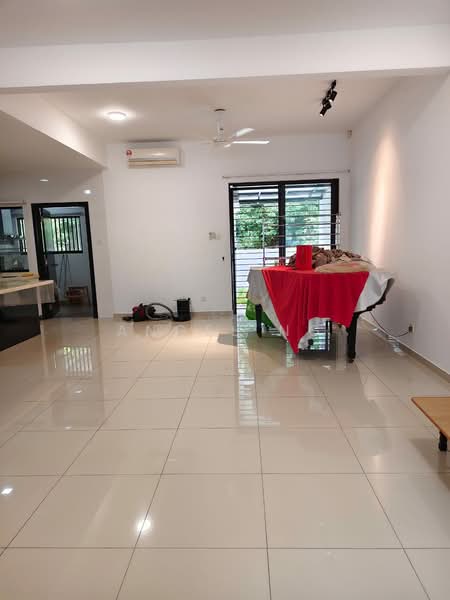 2-storey Terraced House for Sale in Jade Hills (Kajang) - Angel Ng - Living Room - PropertyGuru.com.my
