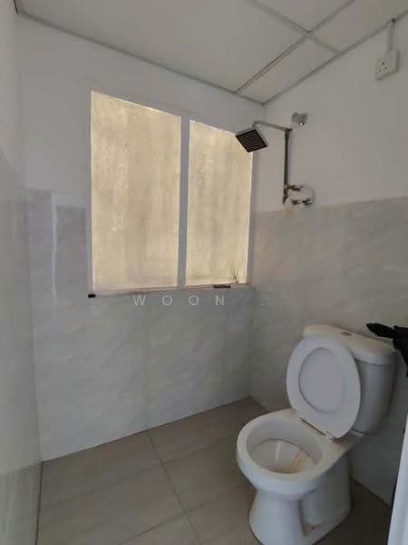 Shop / Office for Rent in Plaza Mahkota (Melaka) - Woon . - Bathroom - PropertyGuru.com.my