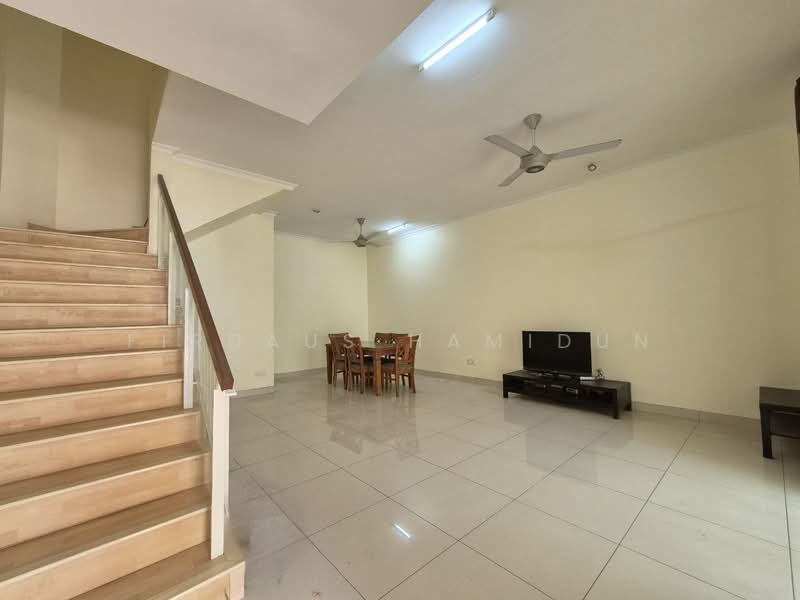 Rumah Teres 2 Tingkat untuk Dijual di Shah Alam (Selangor) - Firdaus Hamidun - Living Room - PropertyGuru.com.my