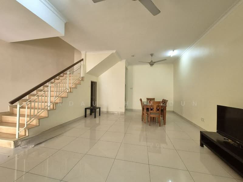 Rumah Teres 2 Tingkat untuk Dijual di Shah Alam (Selangor) - Firdaus Hamidun - Living Room - PropertyGuru.com.my