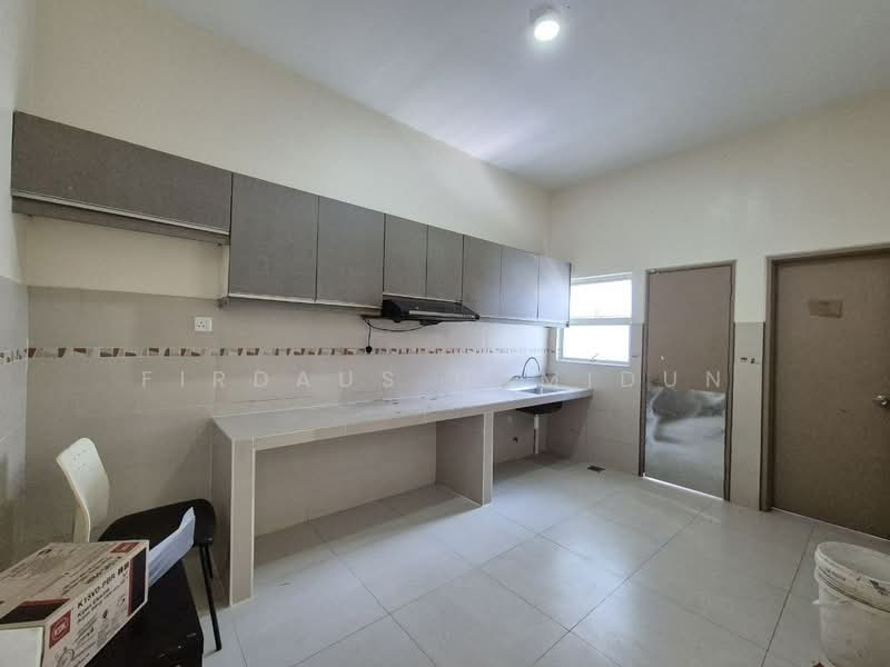 Rumah Teres 2 Tingkat untuk Dijual di Shah Alam (Selangor) - Firdaus Hamidun - Kitchen - PropertyGuru.com.my