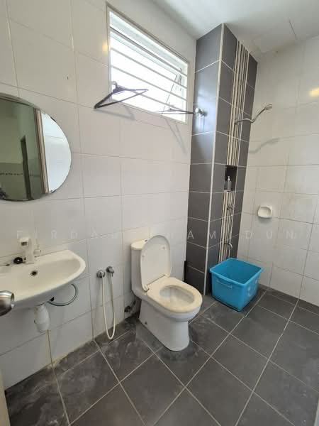 Rumah Teres 2 Tingkat untuk Dijual di Shah Alam (Selangor) - Firdaus Hamidun - Bathroom - PropertyGuru.com.my