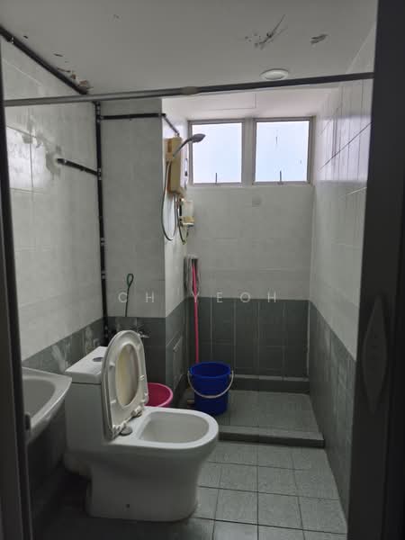 Kondominium untuk Disewa di Desa Golf Condominium - CH Yeoh - PropertyGuru.com.my