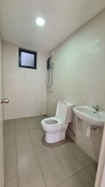 Servis Apartment untuk Dijual di Sensory Residence @ Southville City - Syahrim Naim - Bathroom - PropertyGuru.com.my
