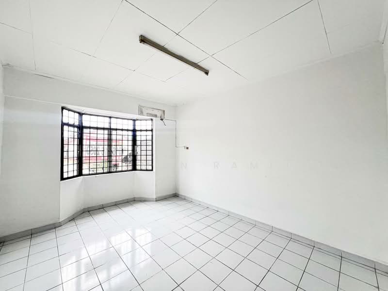 2-storey Terraced House for Sale in Taman Bukit Angsana (Cheras) - Luqman Ramli - Interior - PropertyGuru.com.my
