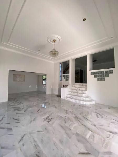 Rumah Banglo untuk Dijual di Taman Taynton View (Cheras) - Alwin Yee - Living Room - PropertyGuru.com.my