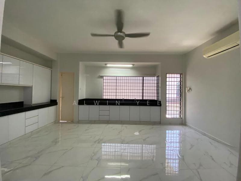 Rumah Banglo untuk Dijual di Taman Taynton View (Cheras) - Alwin Yee - Kitchen - PropertyGuru.com.my