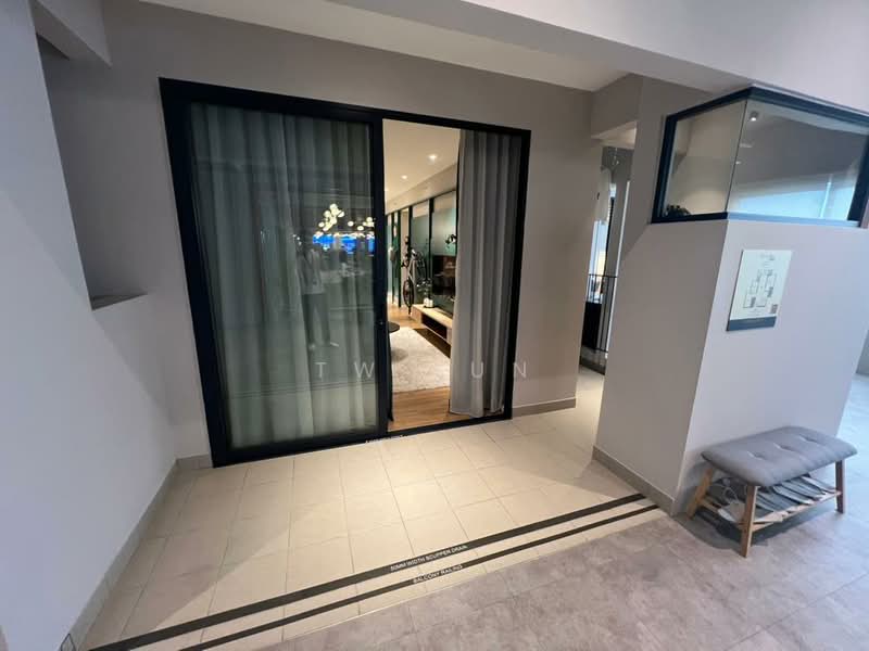Servis Apartment untuk Dijual di The Connaught One - Tw Lun - Balcony - PropertyGuru.com.my