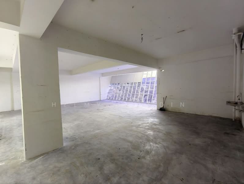 Shop for Rent in Presint 8 (Putrajaya) - HELMY IZZUDIN - Interior - PropertyGuru.com.my