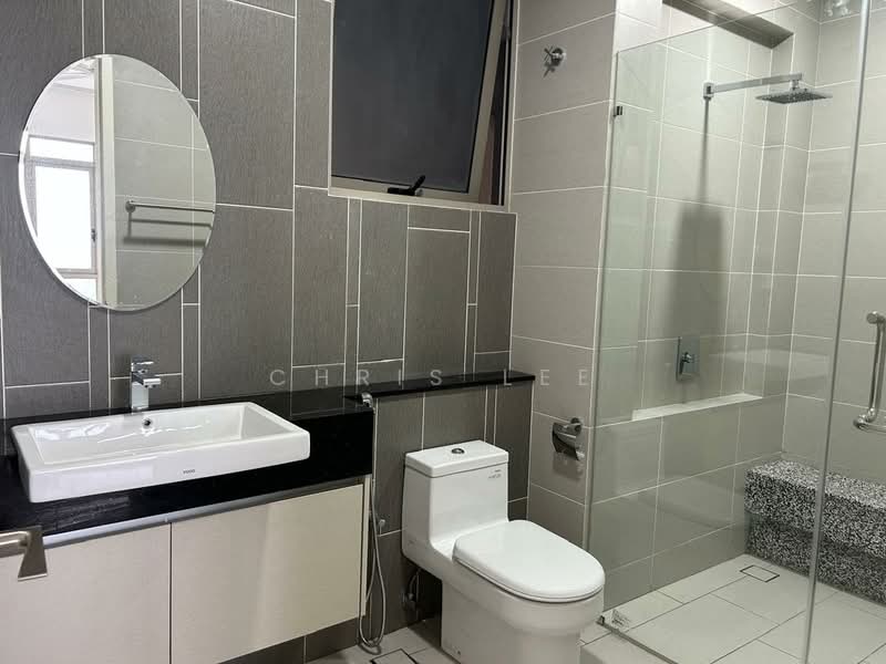 Condominium for Rent at PAR 3 - Chris Lee - Bathroom - PropertyGuru.com.my