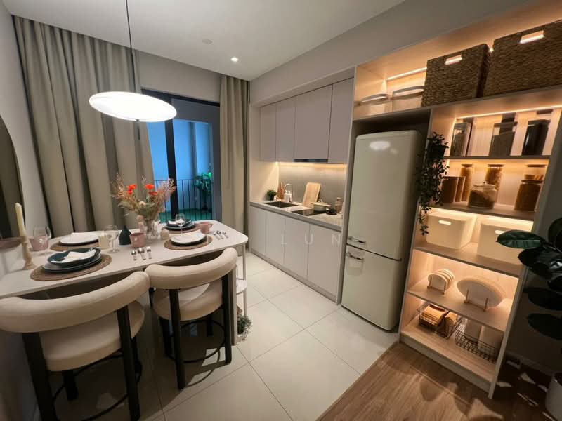 Servis Apartment untuk Dijual di The Connaught One - Tw Lun - Dining Room - PropertyGuru.com.my