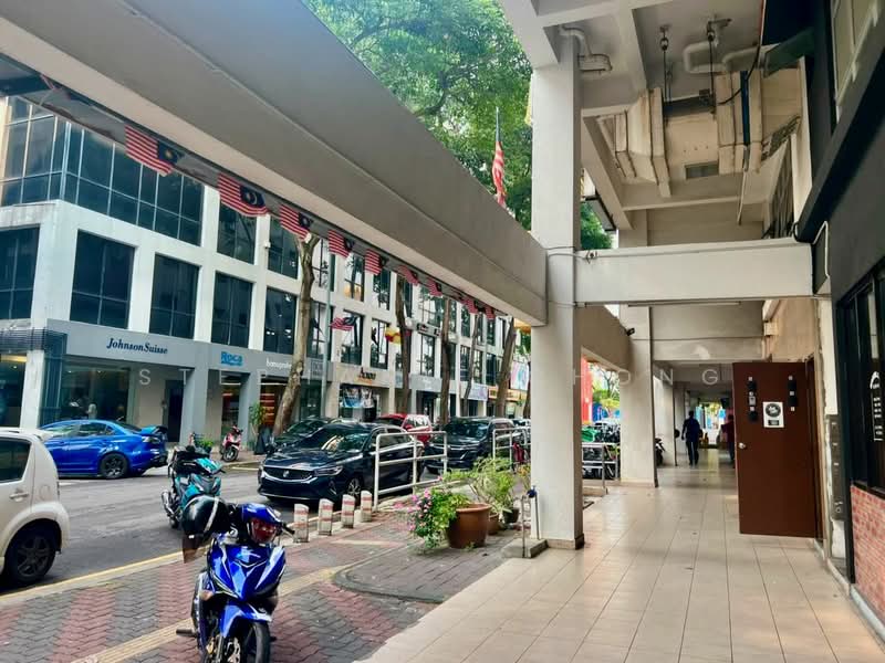Pejabat untuk Dijual di Petaling Jaya (Selangor) - Stephanie Chong - Exterior - PropertyGuru.com.my