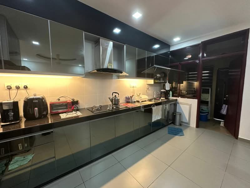 Rumah Teres 2 Tingkat untuk Dijual di Taman Mutiara Rini (Skudai) - Sean Yeoh - Kitchen - PropertyGuru.com.my