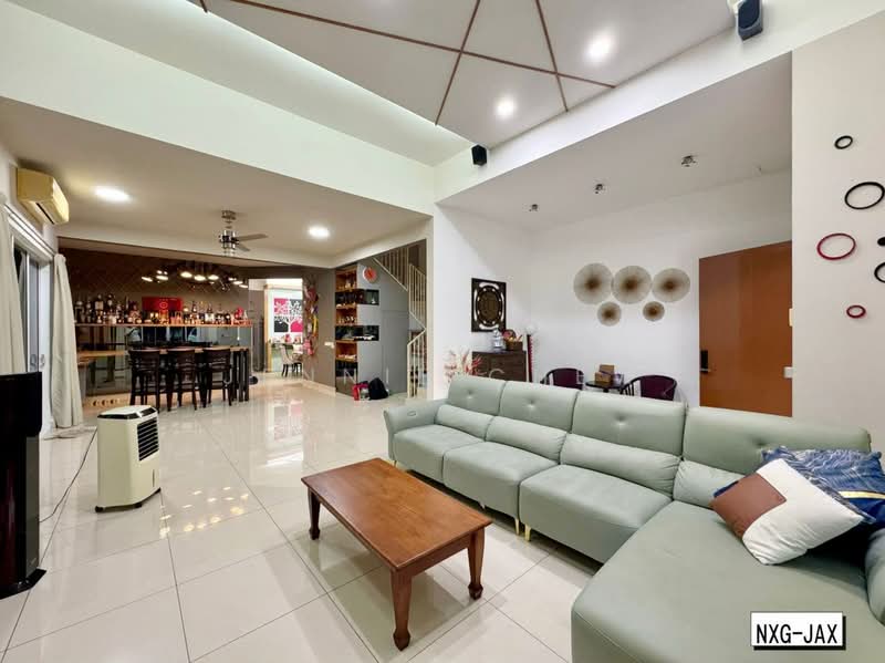 Semi-Detached House for Sale in Setia Damai (Setia Alam) - Jennie Chew - Living Room - PropertyGuru.com.my