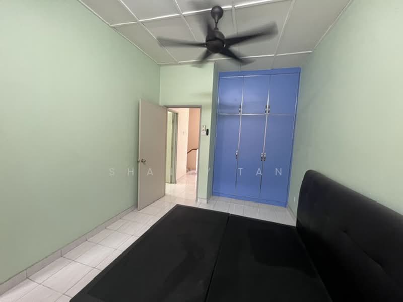 Rumah Teres untuk Dijual di Sungai Long (Bandar Sungai Long) - Shanny Tan - Bedroom - PropertyGuru.com.my