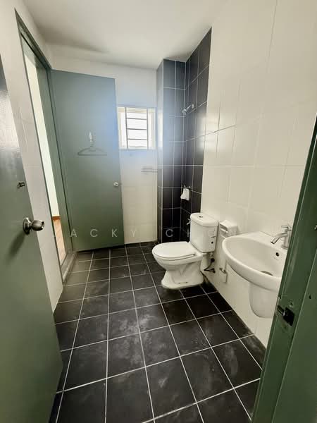 Rumah Teres 2-Tingkat untuk Dijual di Taman Tiara East (Semenyih) - JACKY CHONG - PropertyGuru.com.my