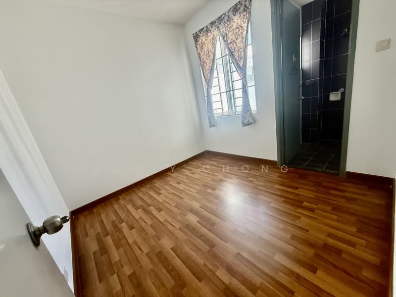 Rumah Teres 2-Tingkat untuk Dijual di Taman Tiara East (Semenyih) - JACKY CHONG - PropertyGuru.com.my