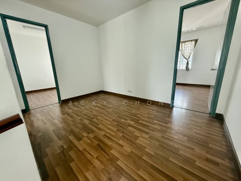 Rumah Teres 2-Tingkat untuk Dijual di Taman Tiara East (Semenyih) - JACKY CHONG - PropertyGuru.com.my